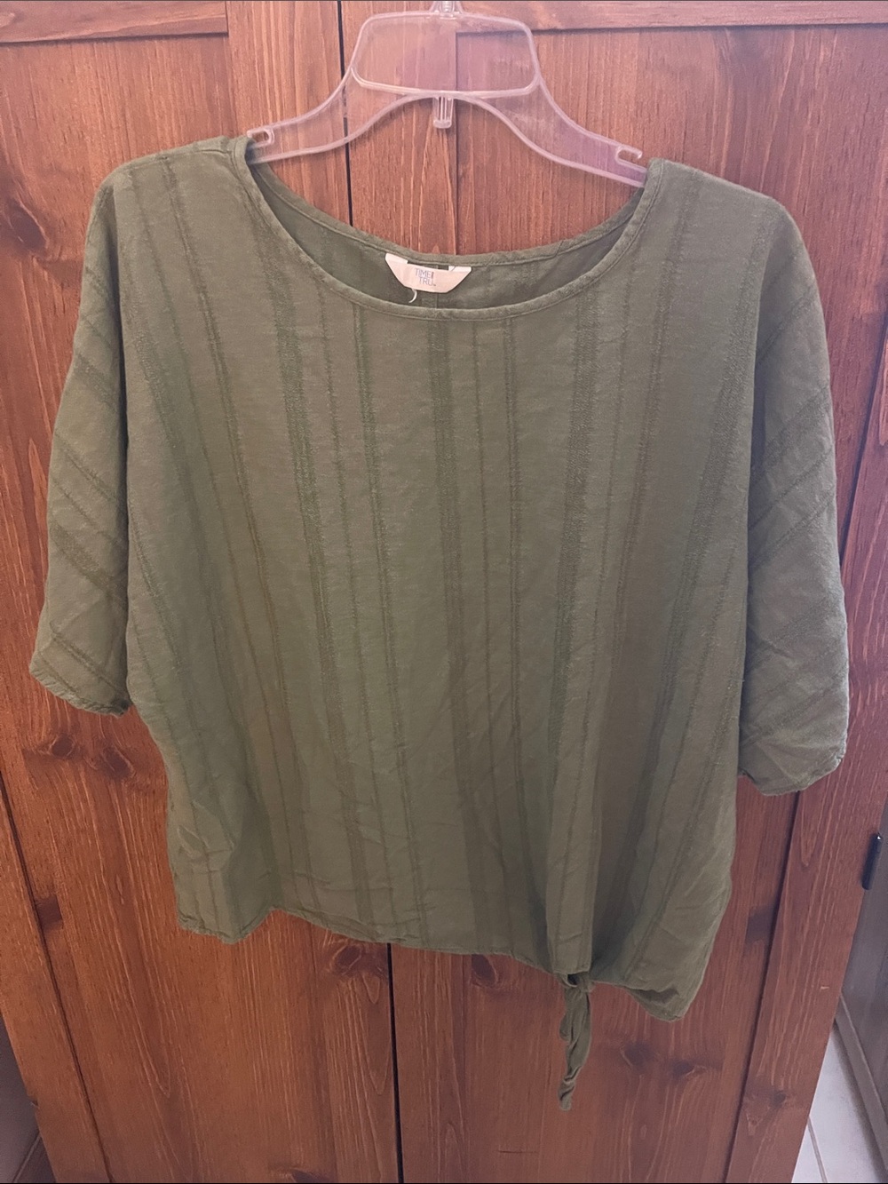 Time and Tru Olive Green Short-Sleeve Crop Top with Front Tie